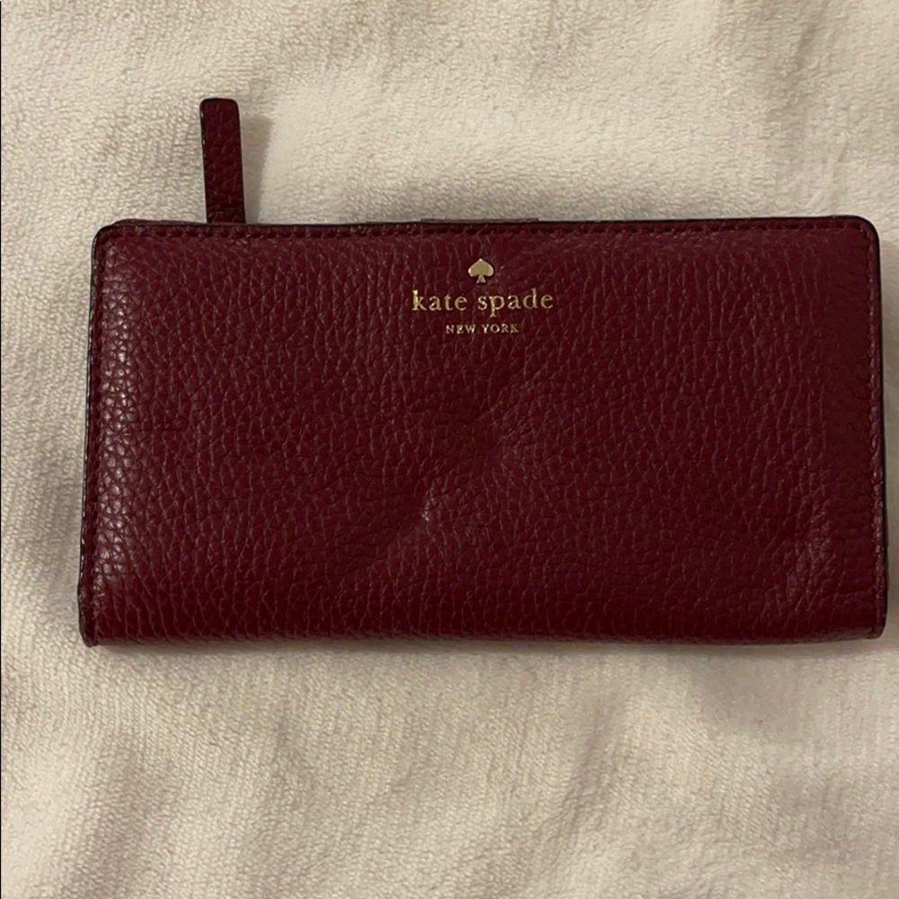 Kate spade maroon snap closure wallet